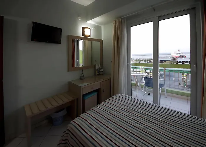 City Life Hotel
